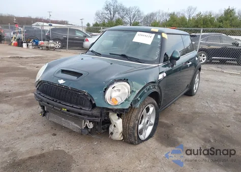 2007 Mini Cooper S from USA, damaged, VIN WMWMF73537TT84443